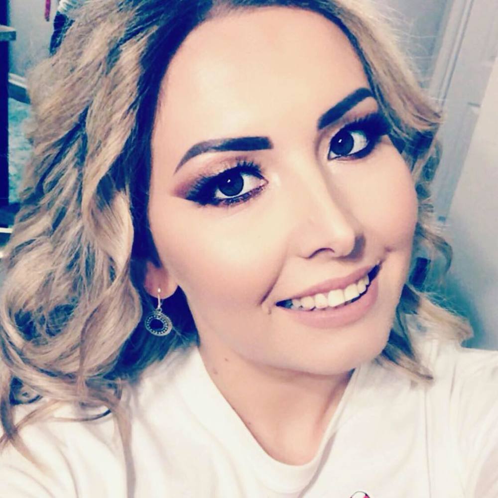 Meet your Posher, Tanya
